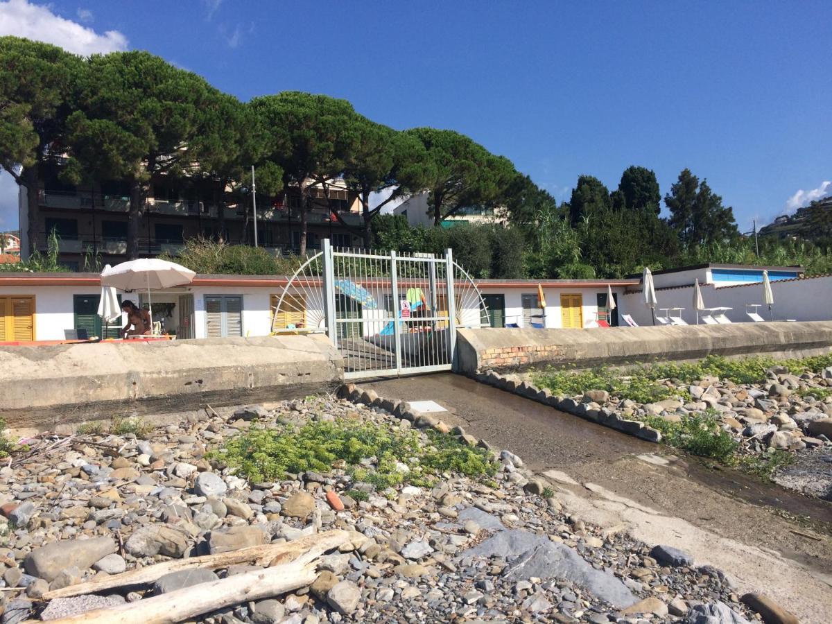 Italianway - Corso Cavallotti 223 Sanremo Bagian luar foto